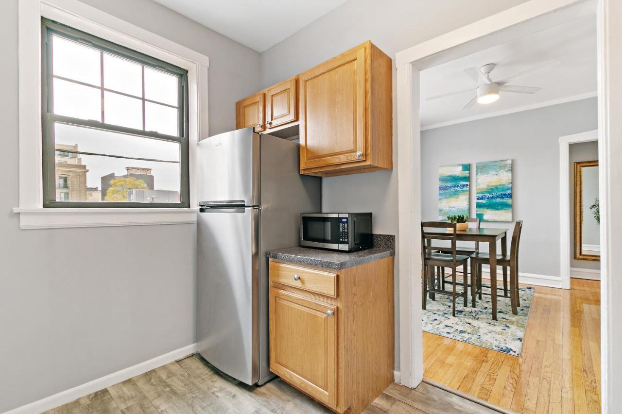 Captivating 1Br Apt With Full Kitchen - Belmont I4 Chicago Eksteriør bilde